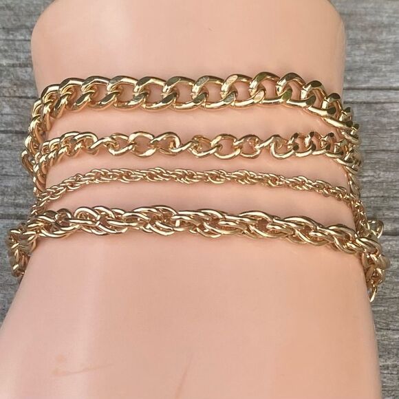 Urban Outfitter Four (4) Gold Tone Chain Bracelets NWT Boho Preppy Classic - Picture 1 of 6